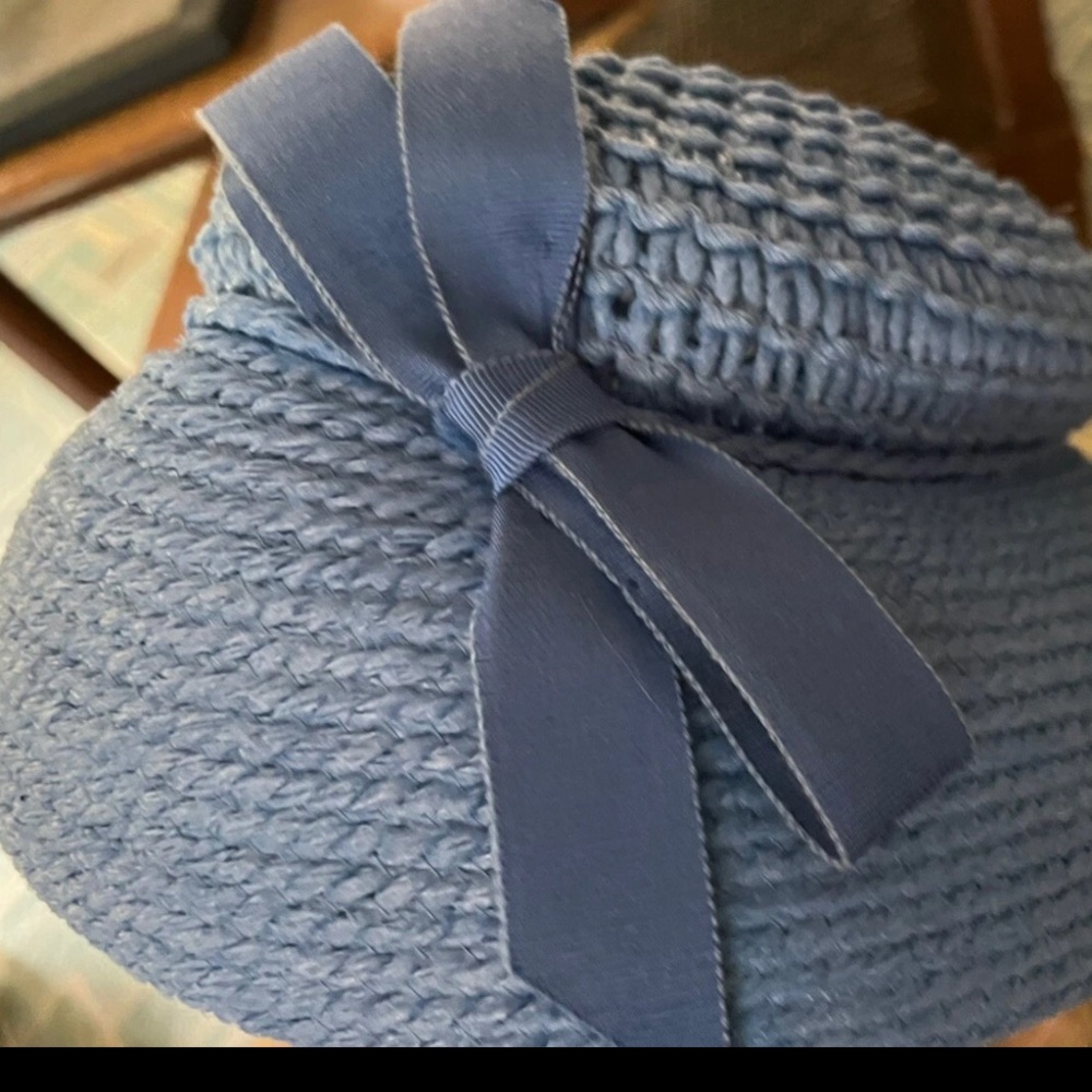 Vintage 1940s Everitt Original Women's Blue Woven Hat with Ribbon